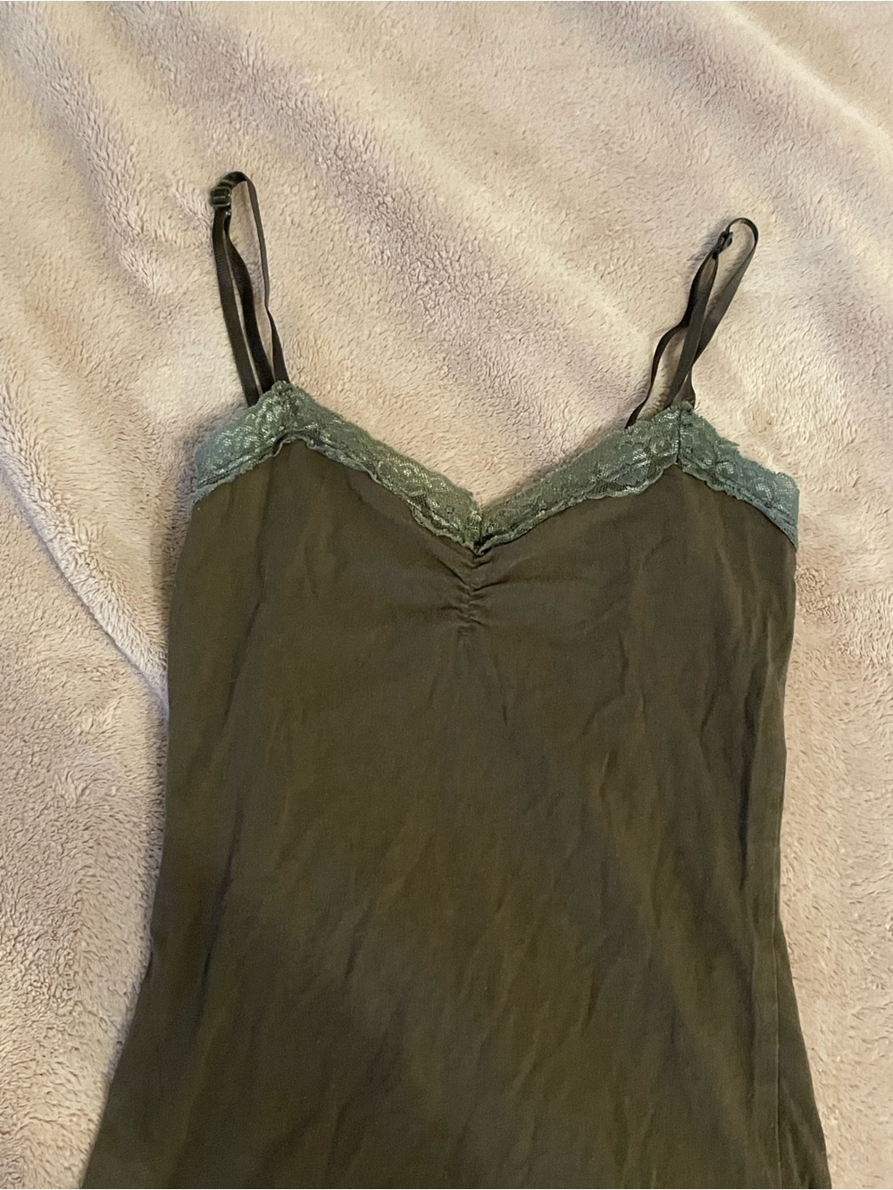 Y2k Olive Green Lace-Trim Cami Tank Top - Picture 2 of 6